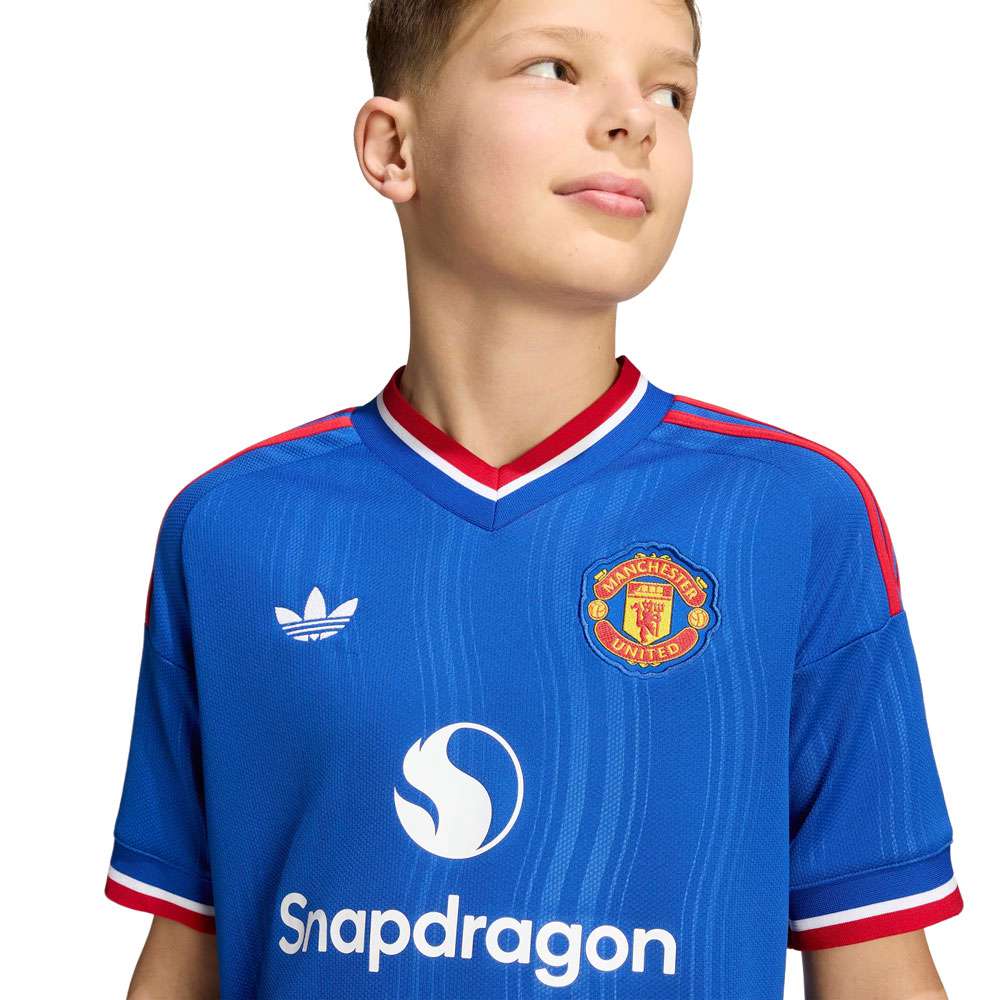 Manchester United Away Youth Kit 2026/27 - angle 4
